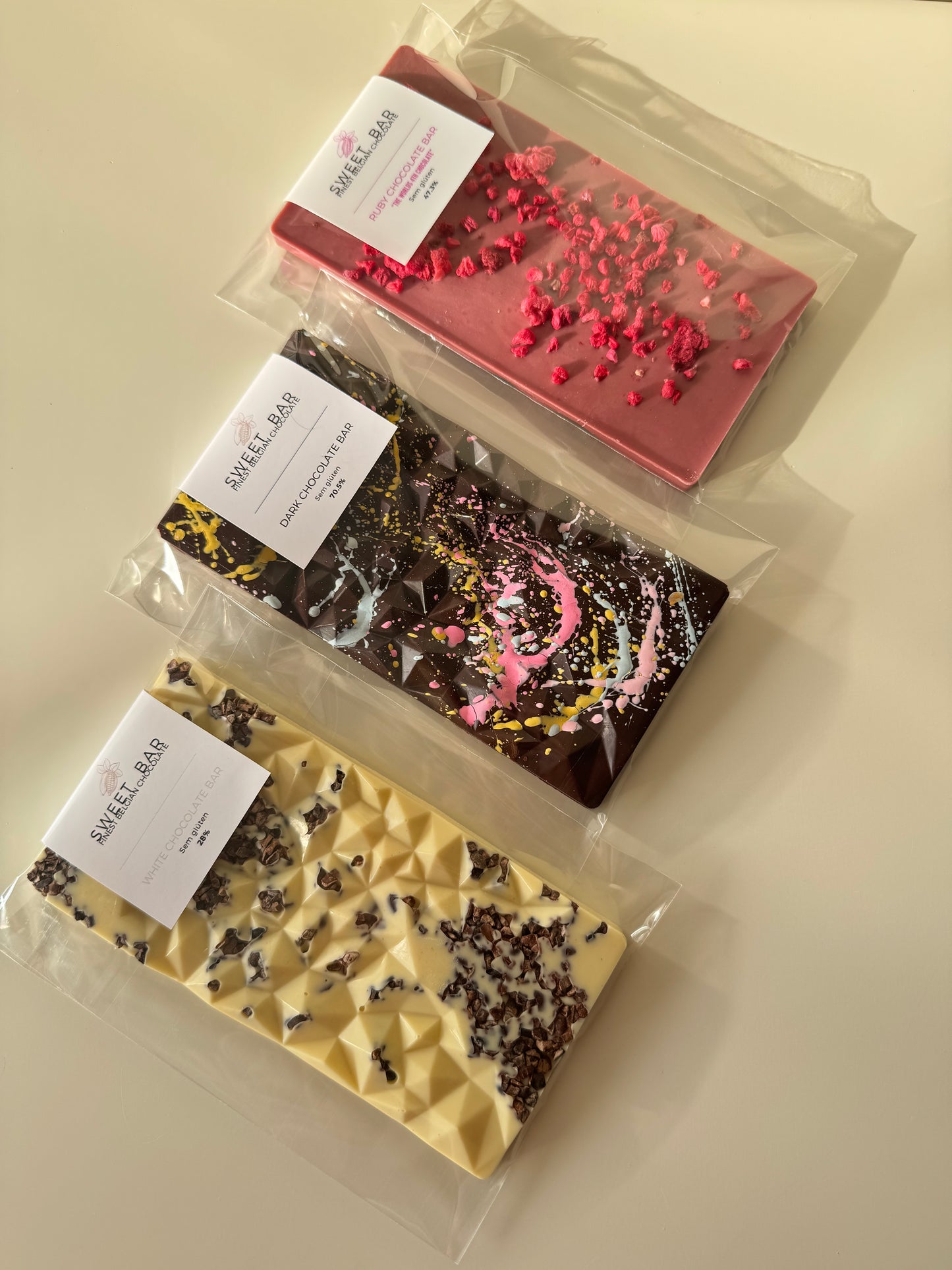 Kit 3 Sabores de Chocolate: Amargo-Branco-Ruby