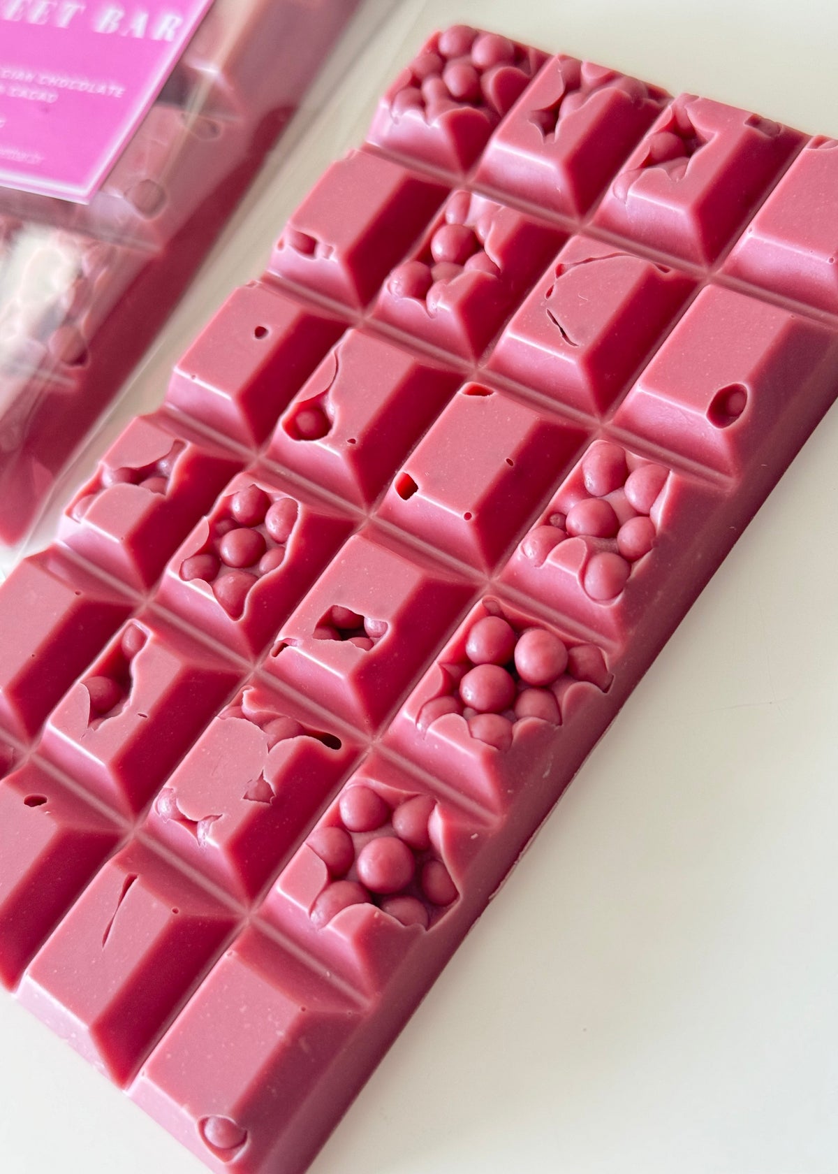 Chocolate Ruby com Crispearls Ruby