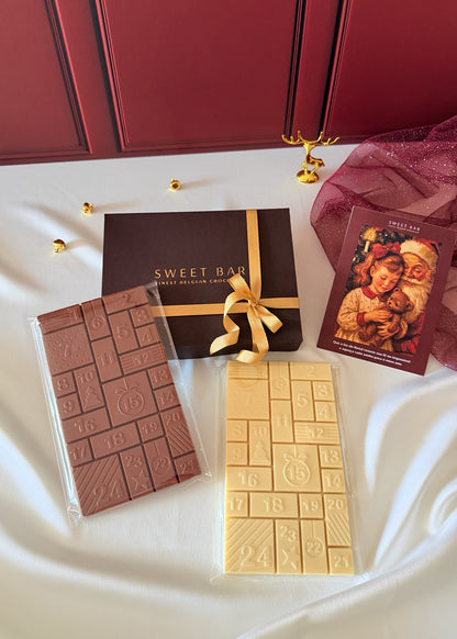 Chocolates ao leite e branco em edição natalina Sweet Bar com cartão