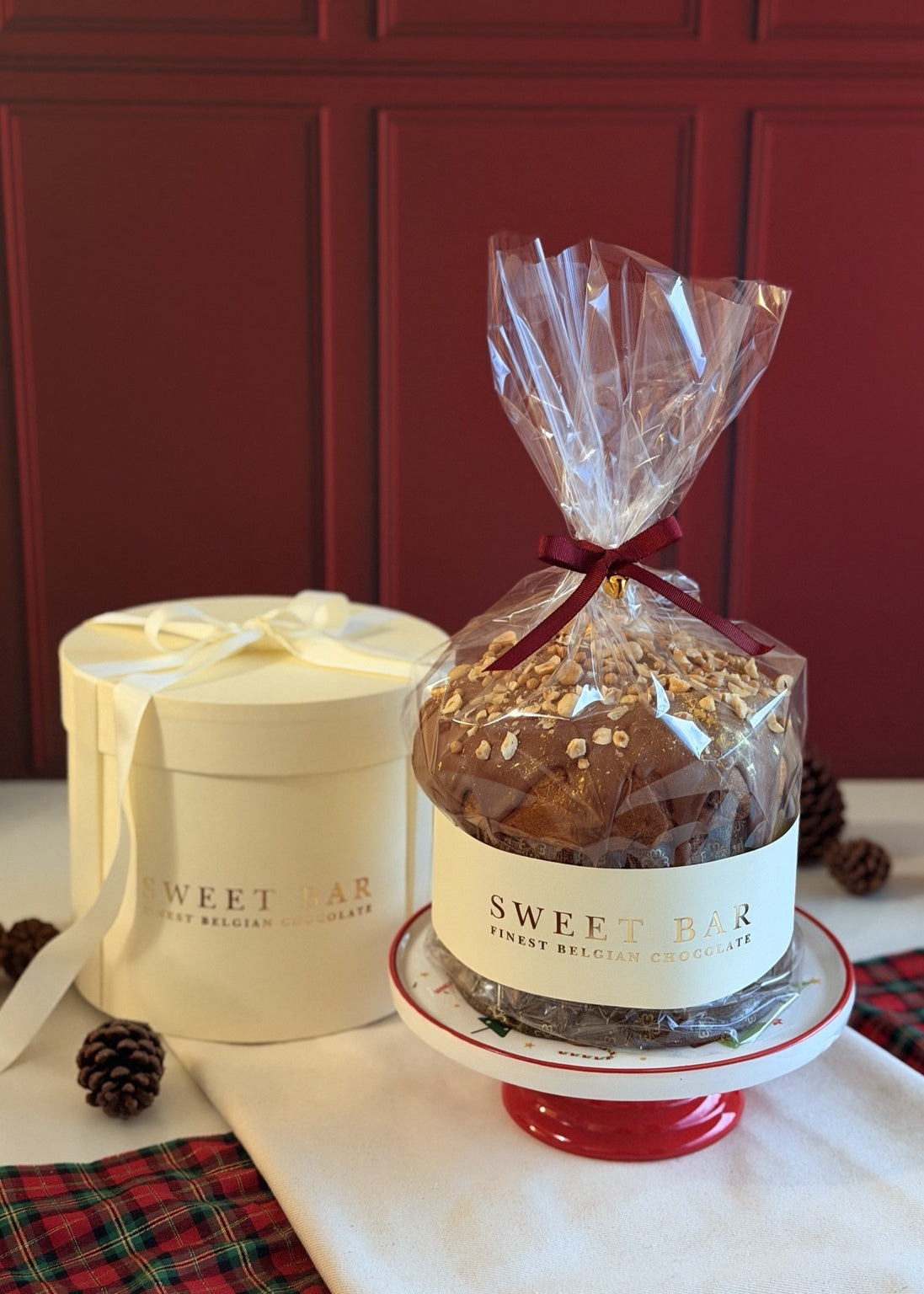 Panetone Gourmet de chocolate belga ao leite com avelãs e crispearls - foto 6