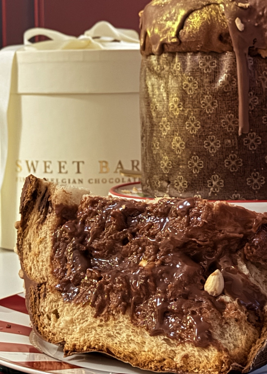Panetone Gourmet de chocolate belga ao leite com avelãs e crispearls - foto 8