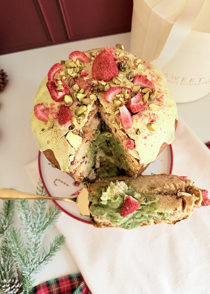 Panetone Gourmet de pistache com morangos liofilizados - foto 4